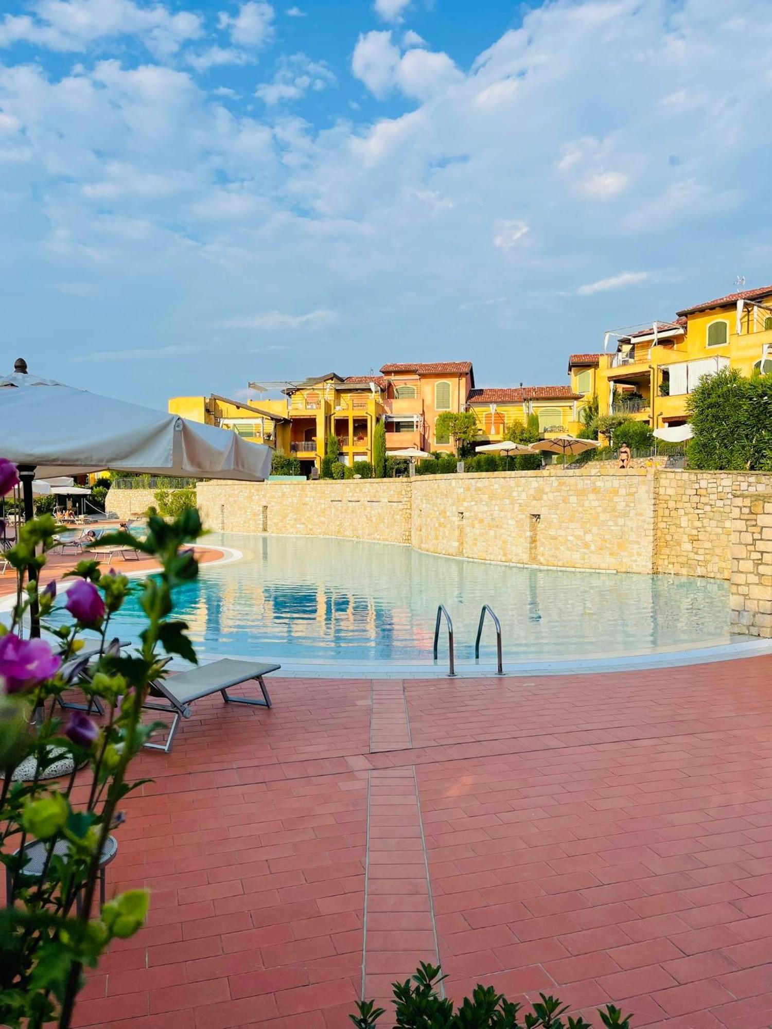 Ferienwohnung Borgo Del Torchio - Gardagate Manerba del Garda Exterior foto